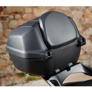 Backrest to fit to the front side of the optional 39L top case city.