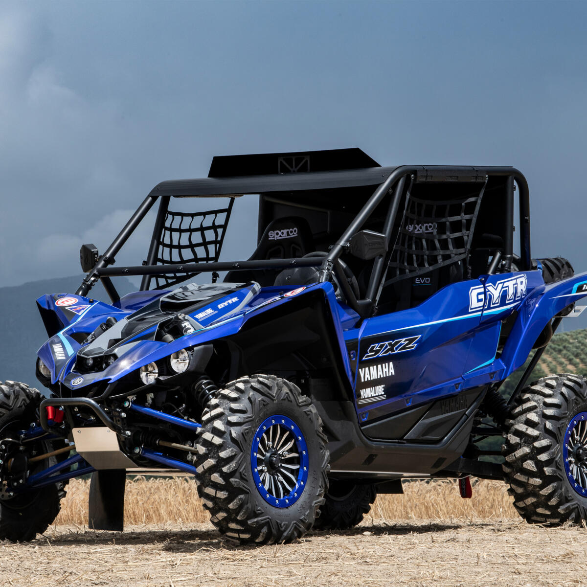 Gives the unit more protection on plastic parts and enhance the racing look of YXZ1000