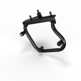 O suporte para saco flexível esquerdo da XSR900 com design minimalista pode ser coberto comodamente com chapas em alumínio escovado opcionais quando não está a ser utilizado.
