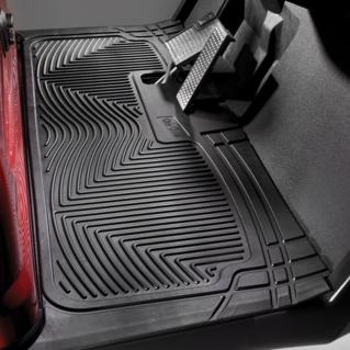 The Club Clean car mat protects your drive 2's interior floor from water dirt and tuft while also being easy to clean!