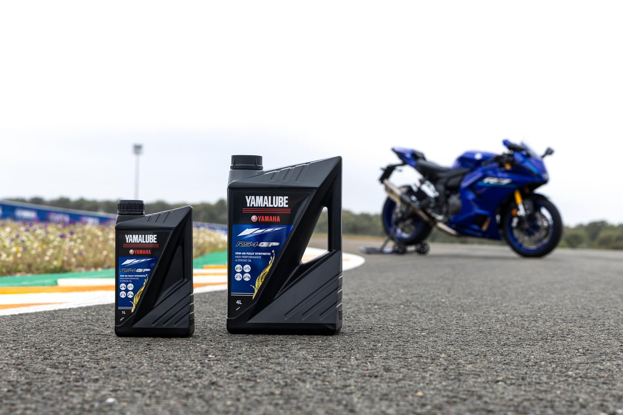 Motorcycle Oils & Care | YAMALUBE RS4GP 10W-40 FULLY SYNTHETIC OIL