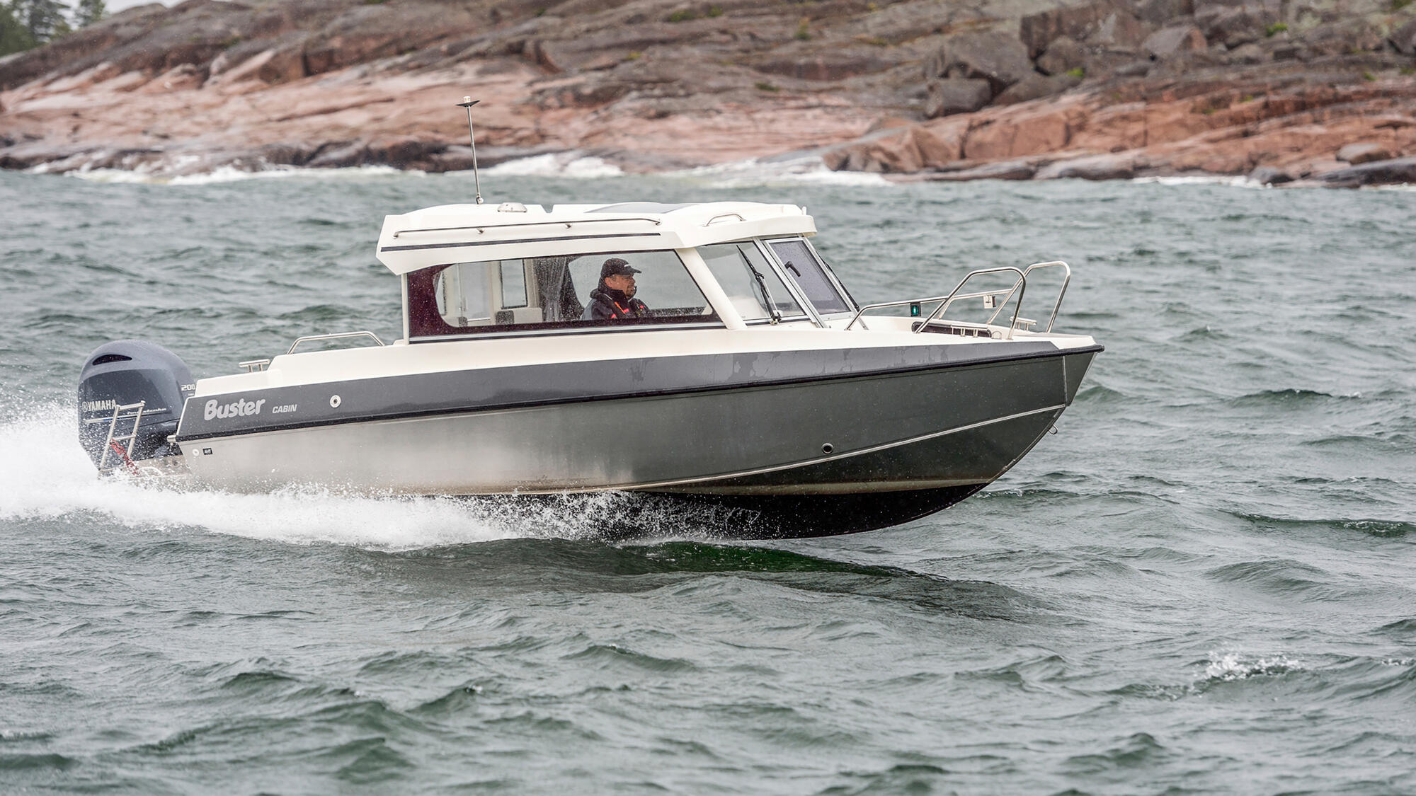 Buster Cabin E Bild 2: Buster Cabin E