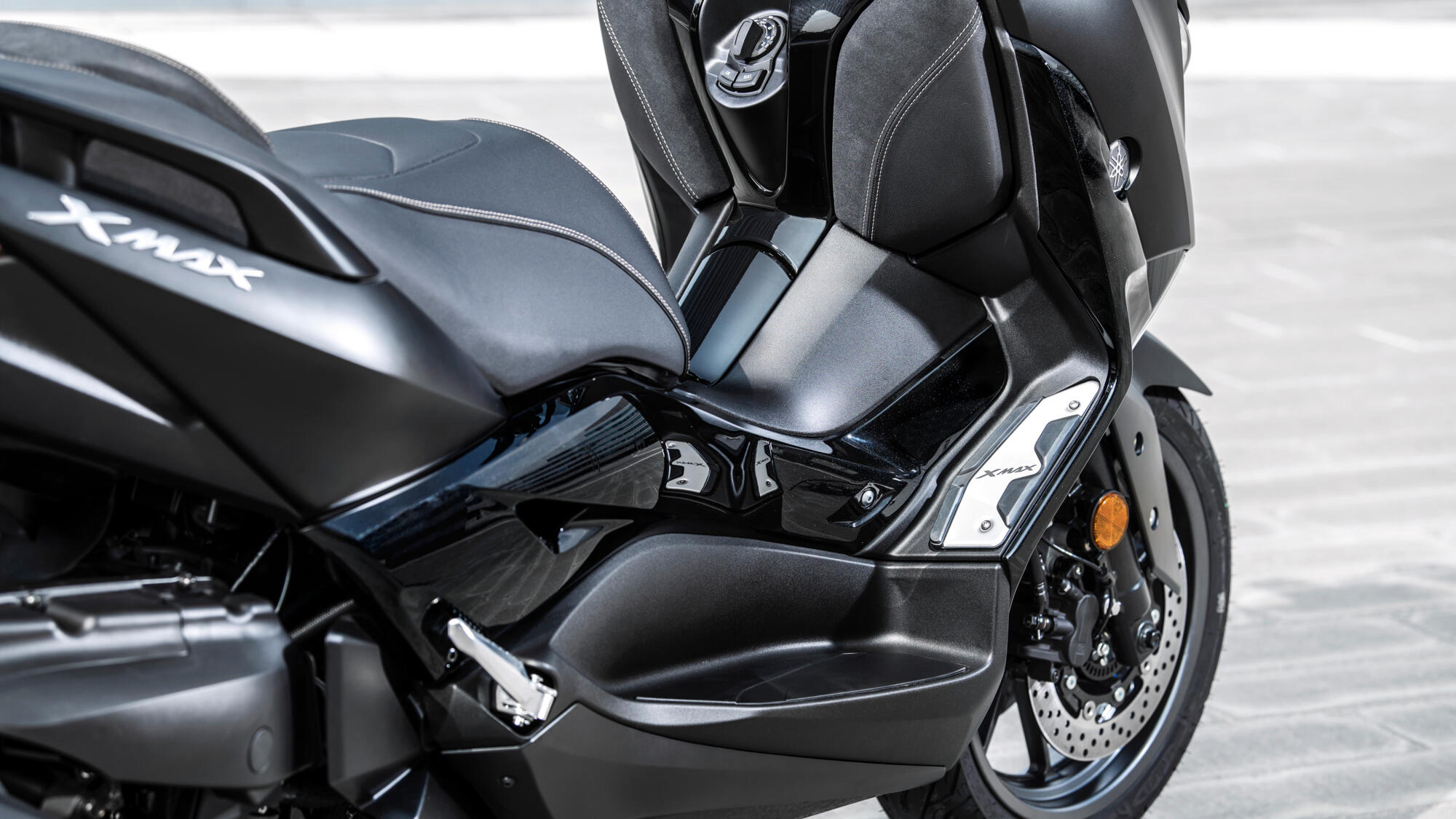  XMAX  250 IRON MAX 2019  Teknik zellikler Yamaha Motor 