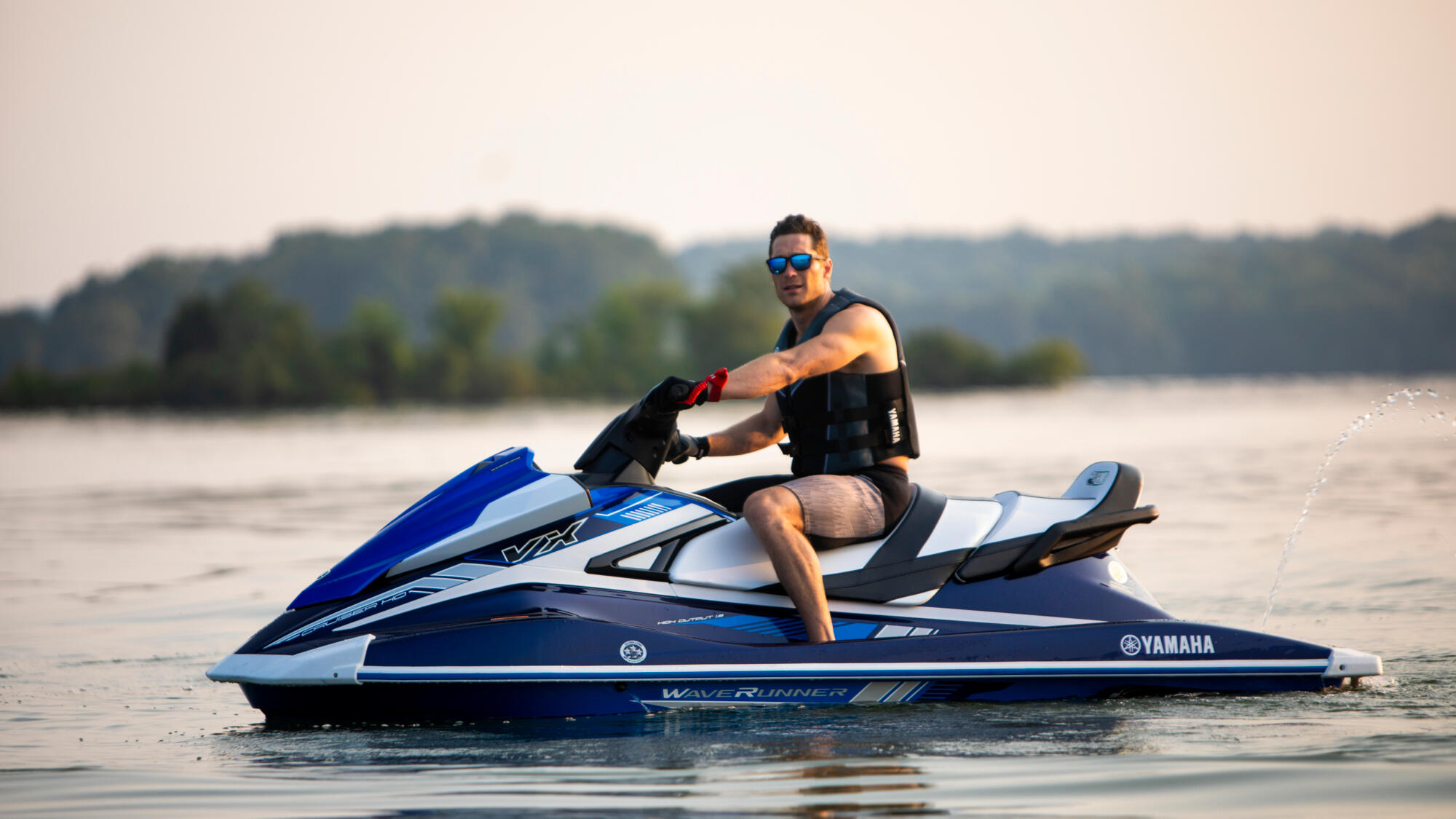 Vx Cruiser Ho Waverunners Yamaha Motor