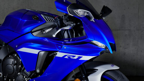 R1 deals bike 2020