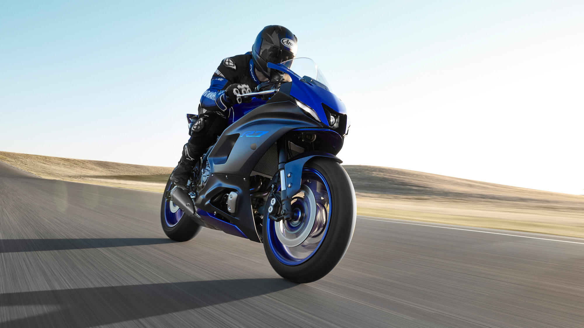 R7 - Motorräder - Yamaha Motor