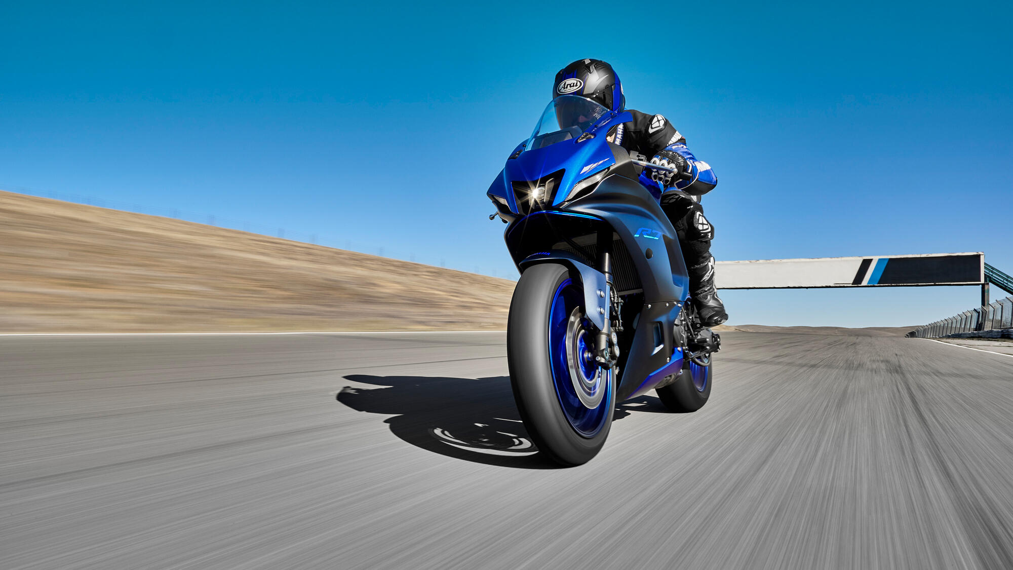 R7 - Motorcycles - Yamaha Motor