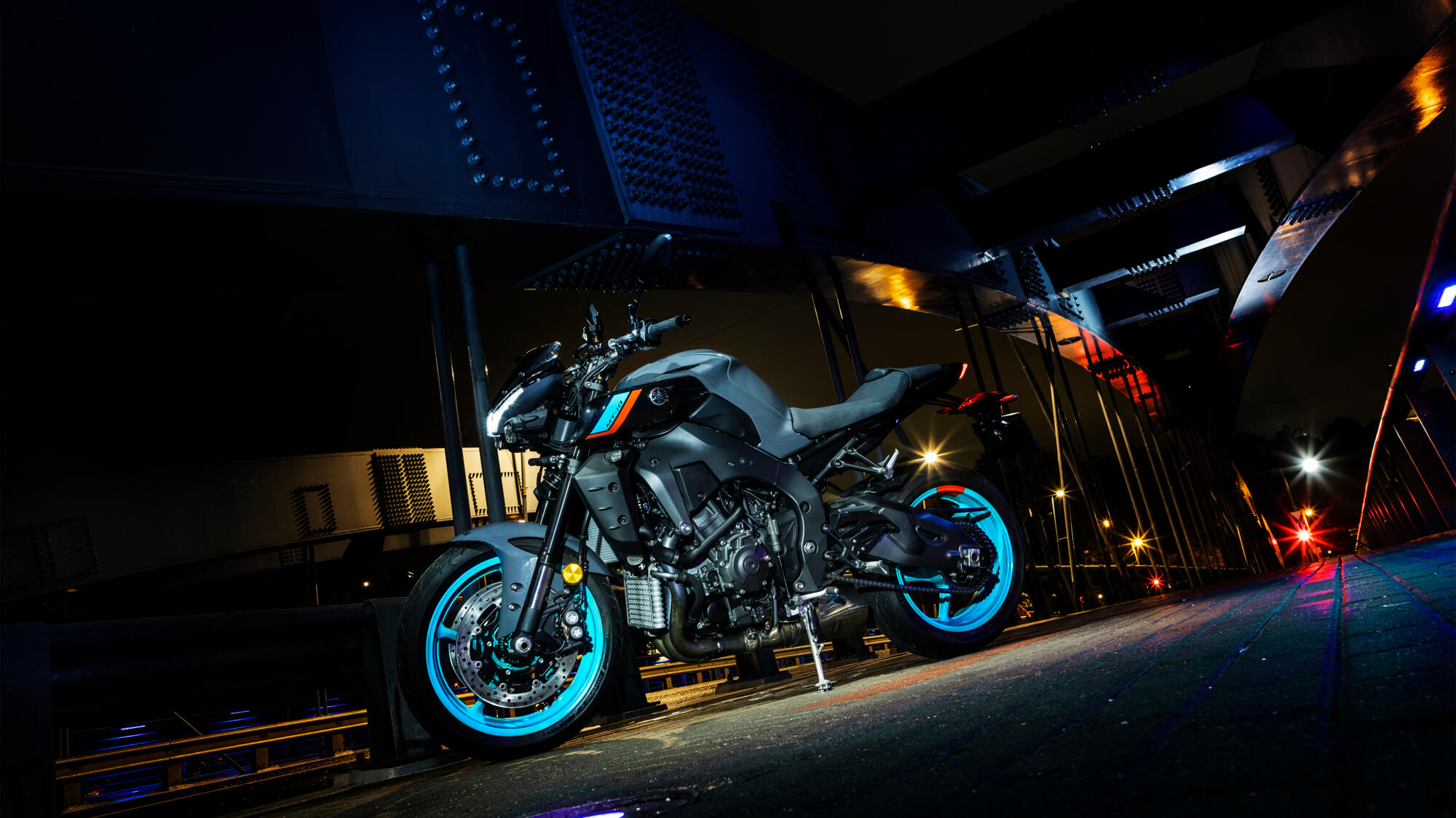 Yamahas flagship naked streetfighter gets a makeover