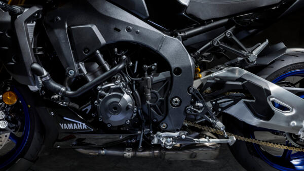 Genuine Yamaha MT-10 / MT-10 SP - SP Connect™ Anti Vibration Module -  Padgett's Motorcycles