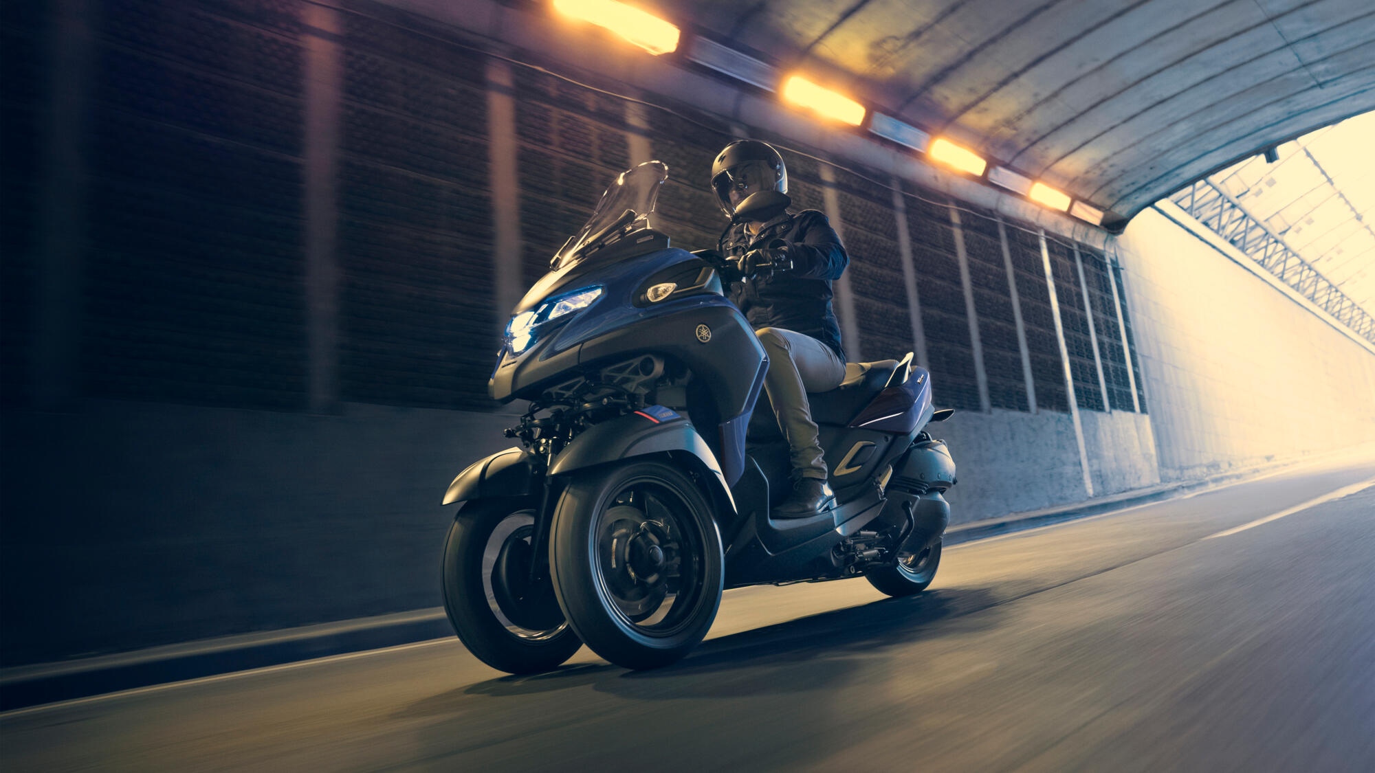 Yamaha Tricity 300 - three-wheel motorcycle