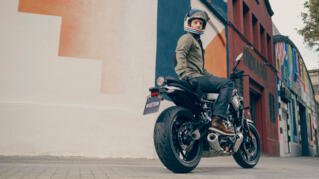 2024 Yamaha XS700 EU Historic White Static 011 03