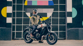2024 Yamaha XS700 EU Historic White Static 013 03