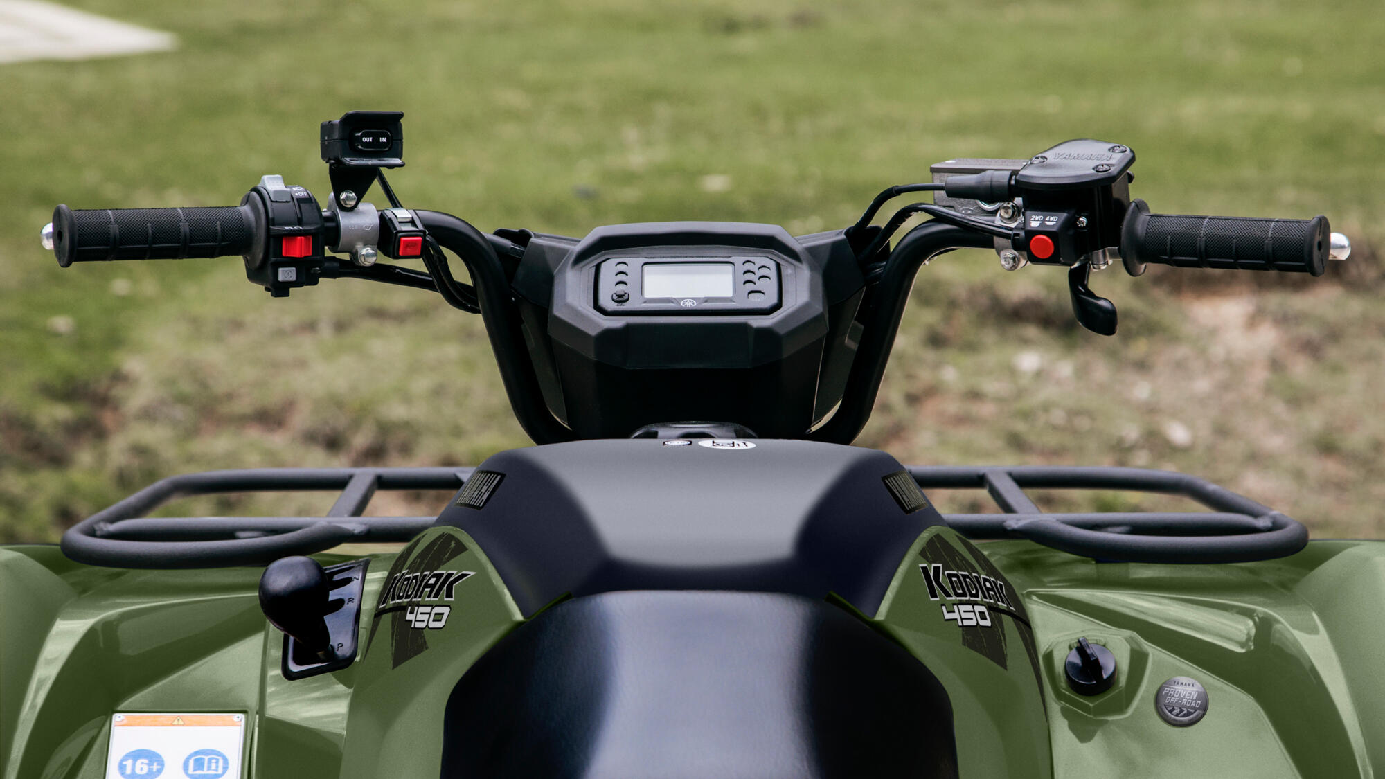 Handlebar mounted LCD dashboard