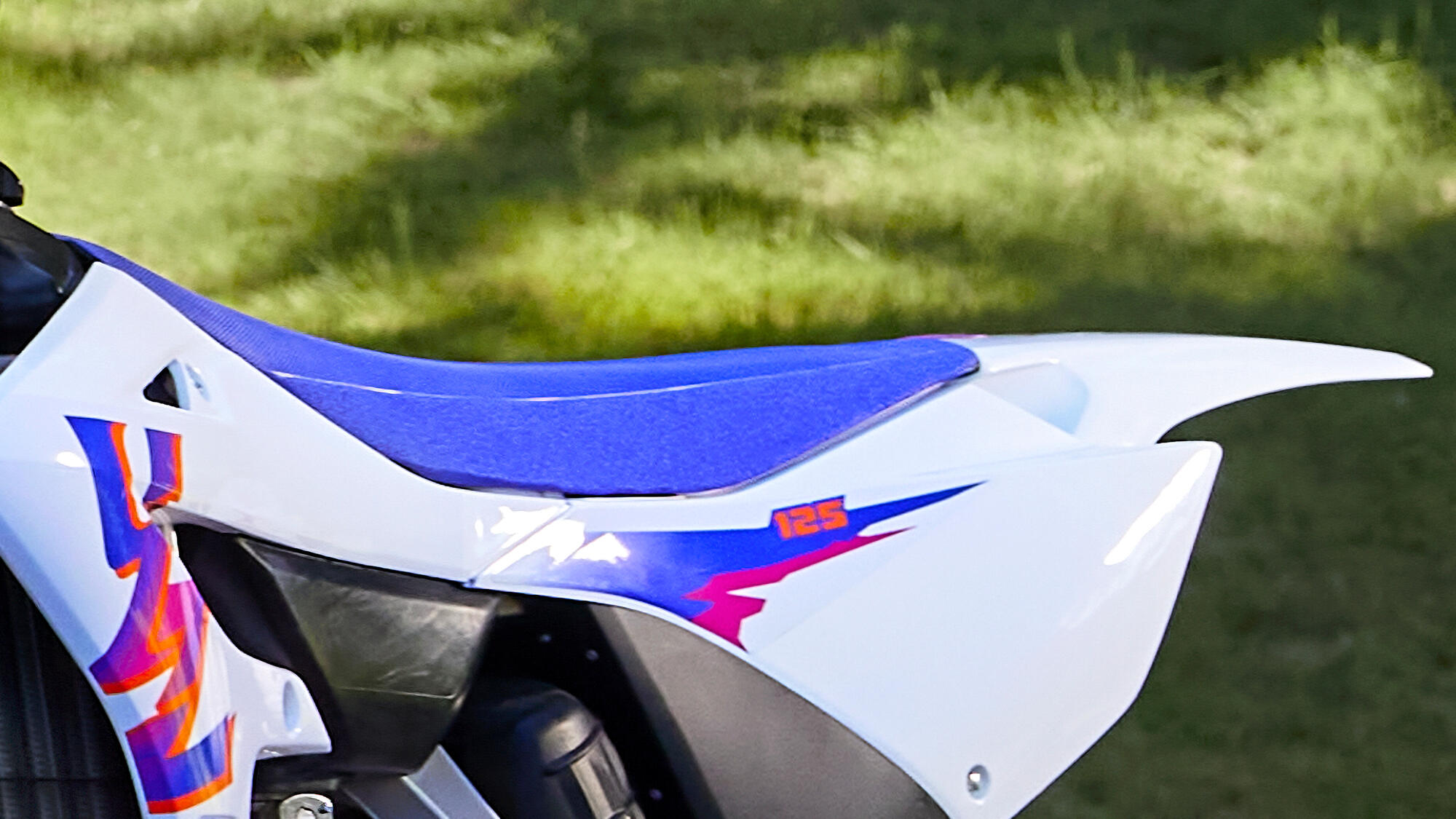 Yamaha Yz125 50th Anniversary Edition 2024 Features And Technical