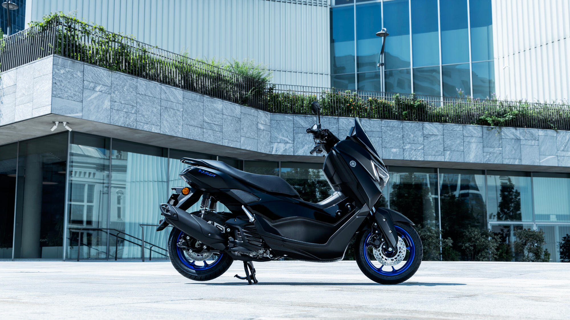 NMAX 125 | Sport Scooter | 125cc | 2025 | Yamaha Motor