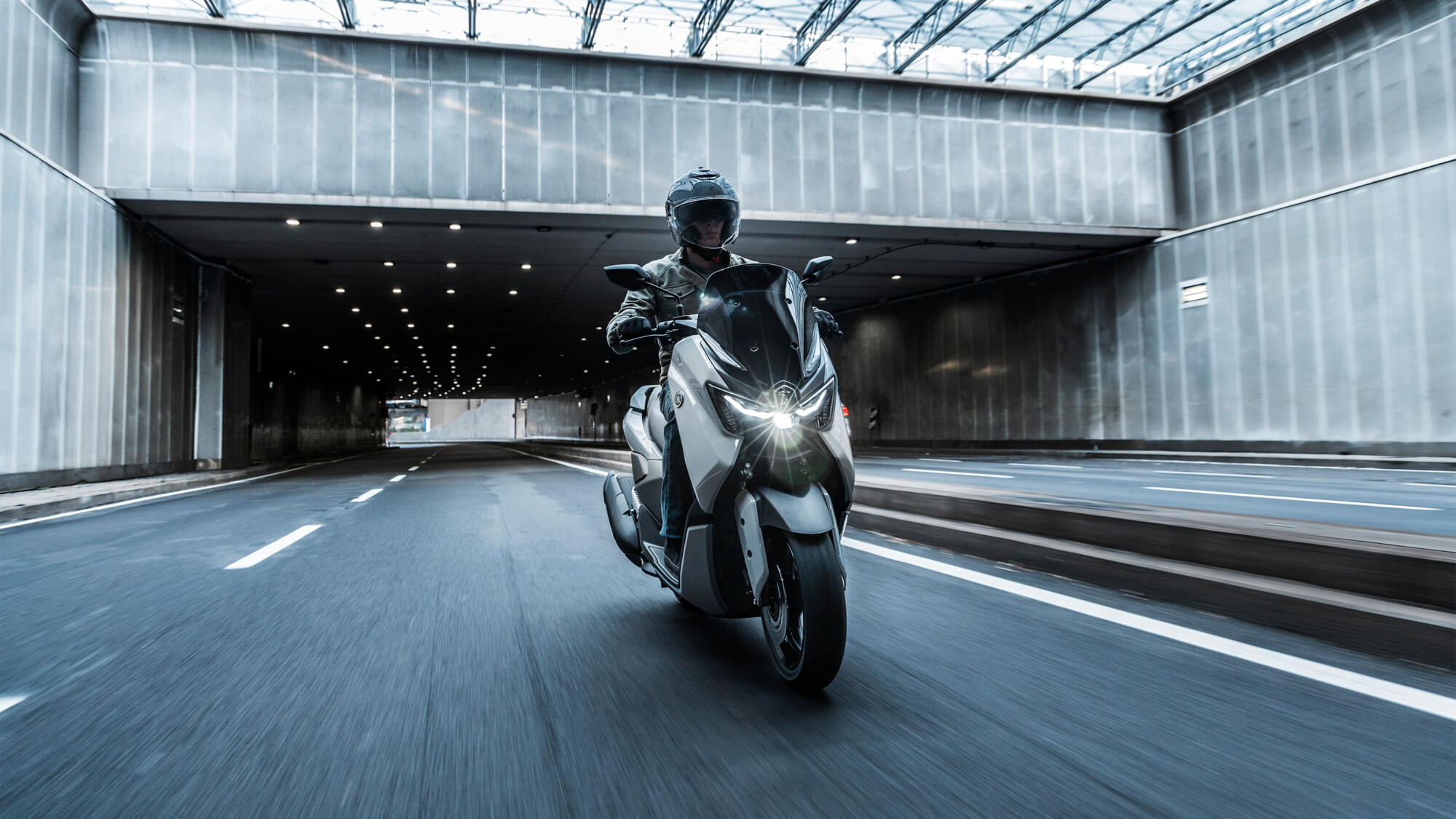 2025 Yamaha NMAX 125 Tech MAX in Ceramic Grey