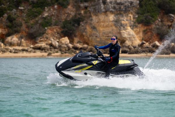 GP HO - WaveRunners - Yamaha Motor