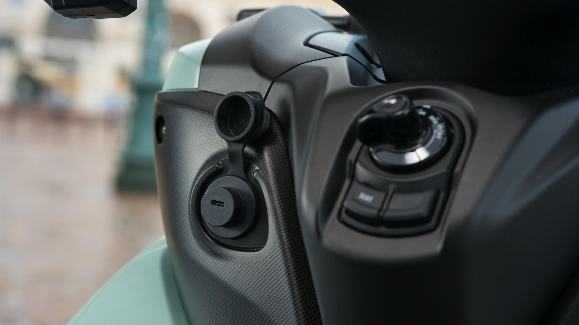 Priză de alimentare USB tip C convenabilă