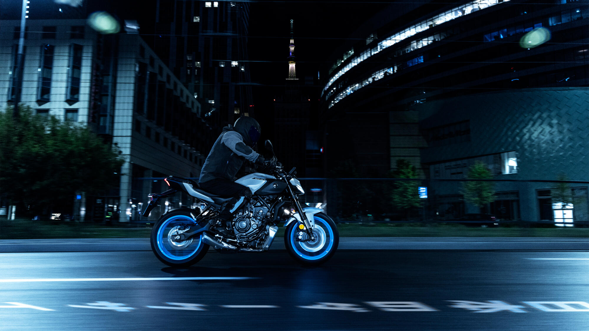 2025 Yamaha MT07A EU Ice Storm Action 004 03