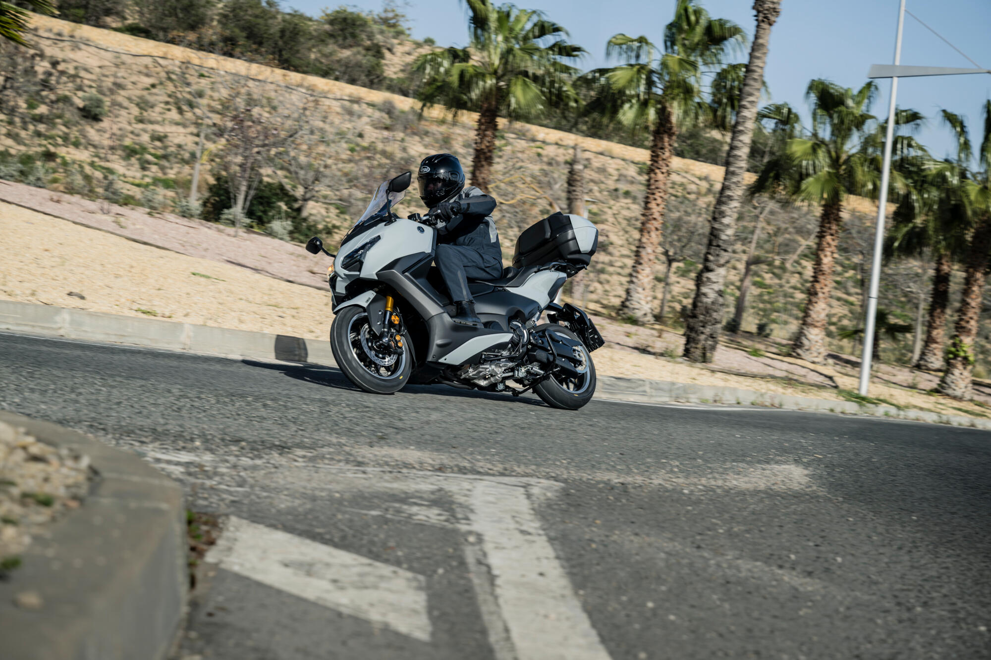 TMAX Tech MAX - Scooters - Yamaha Motor