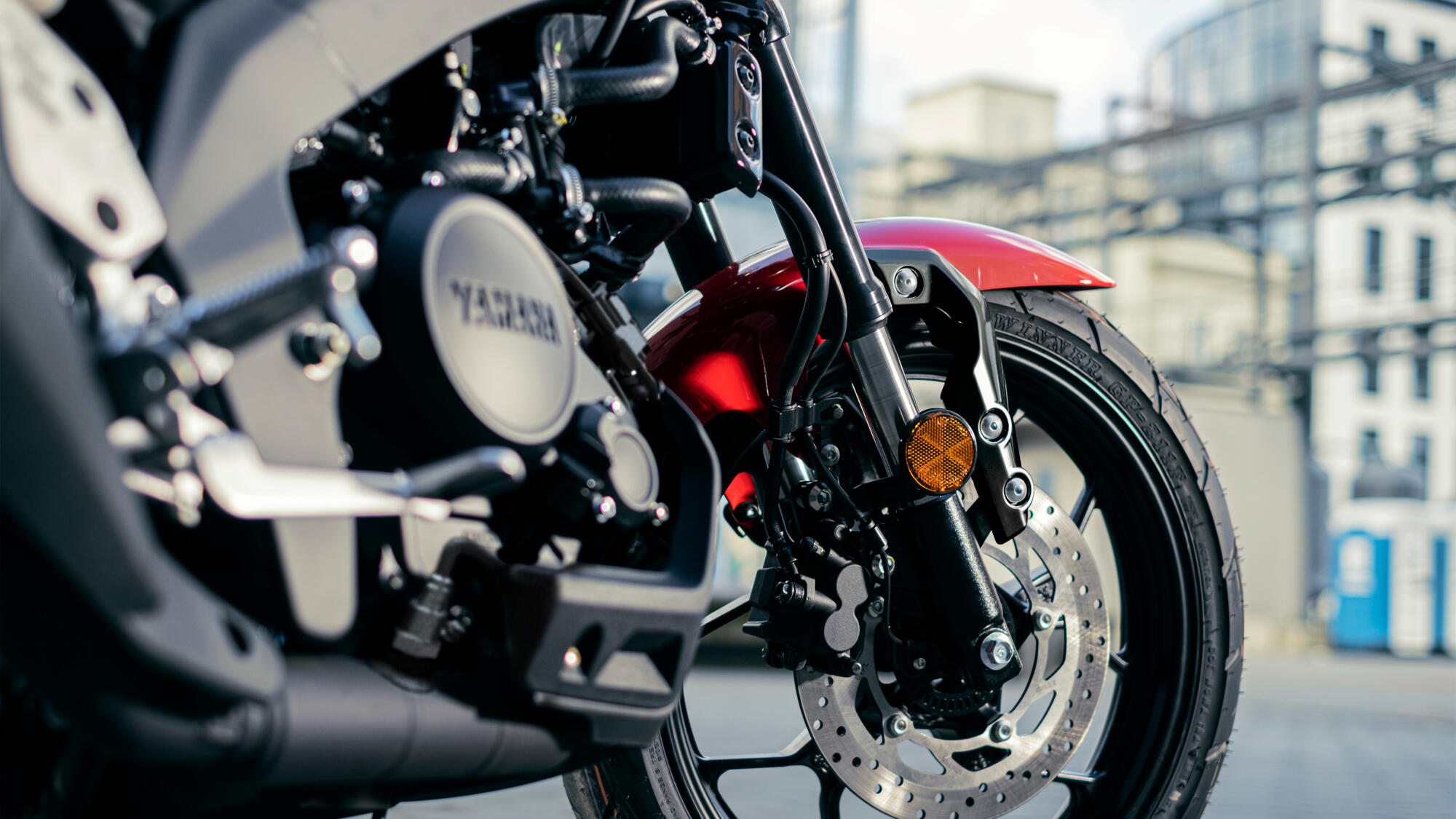 Prednja vilica USD od 37 mm