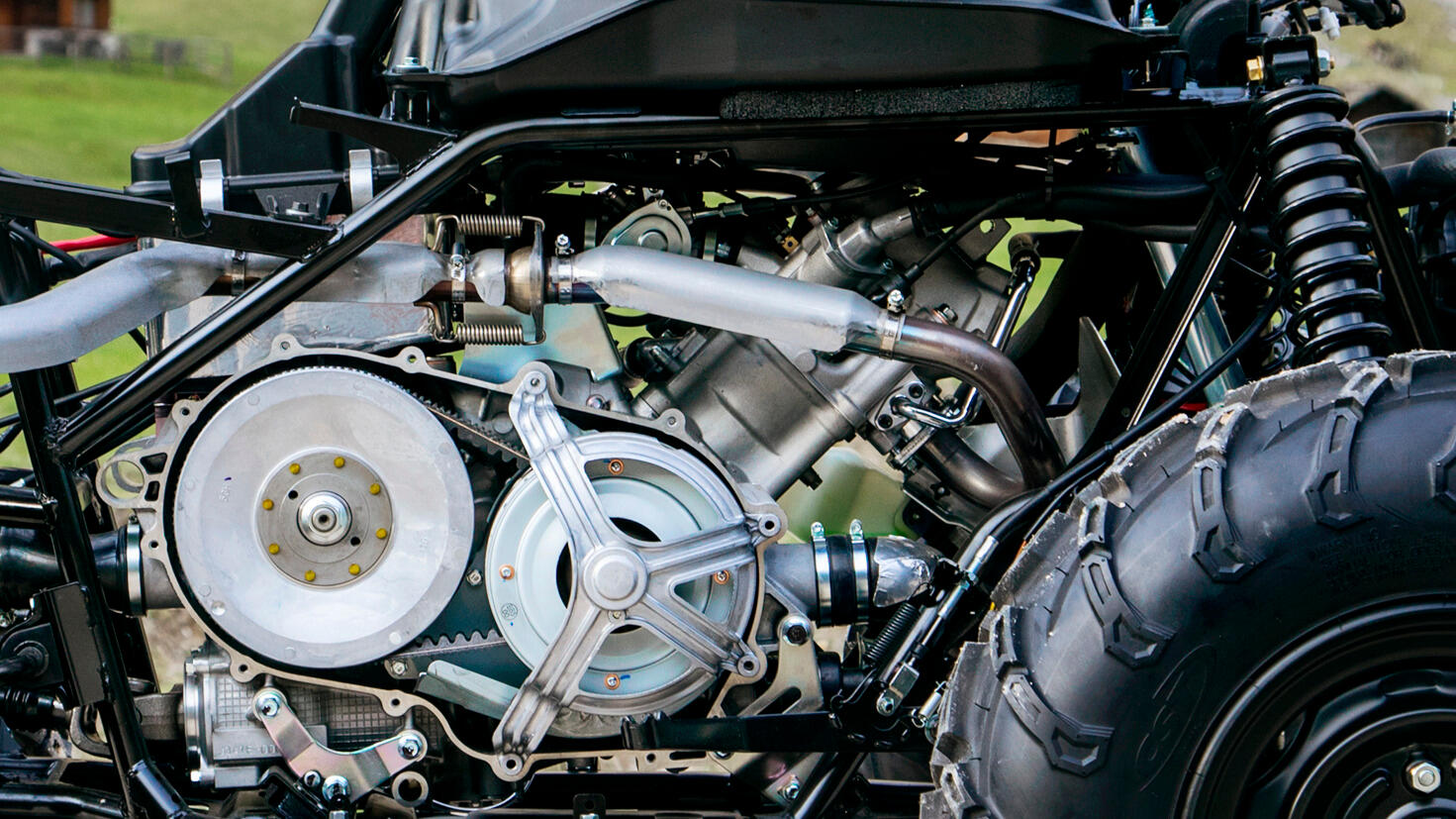 Yamaha 421 cc EFI engine