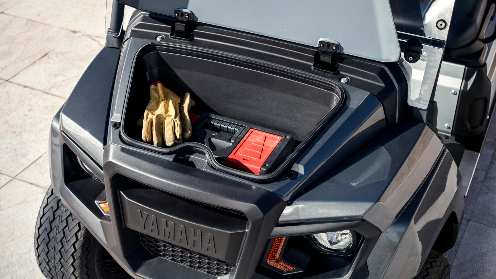 Spacious 29-Litre front storage box