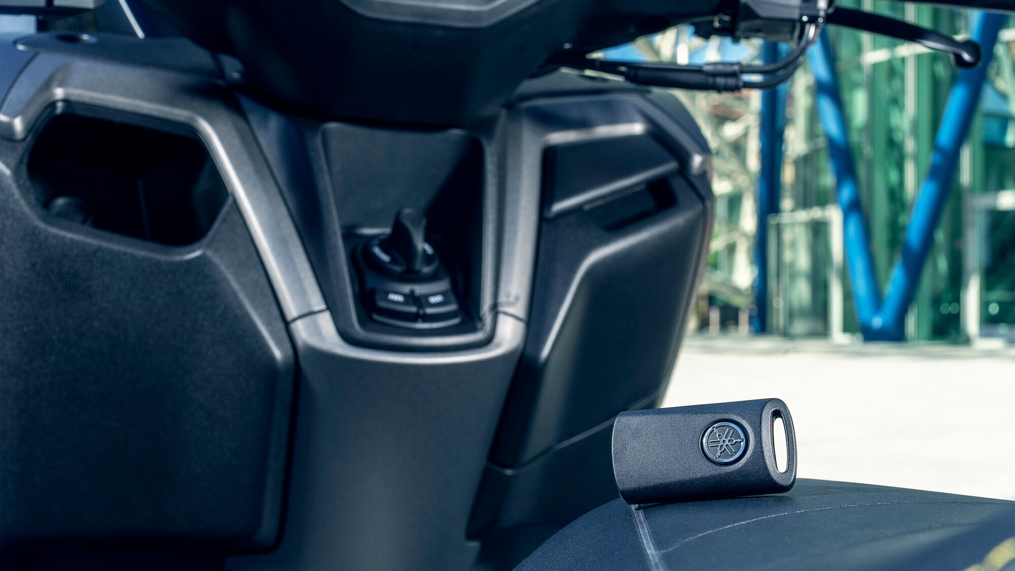 Paljenje bez ključa s pomoću sustava pametnog ključa