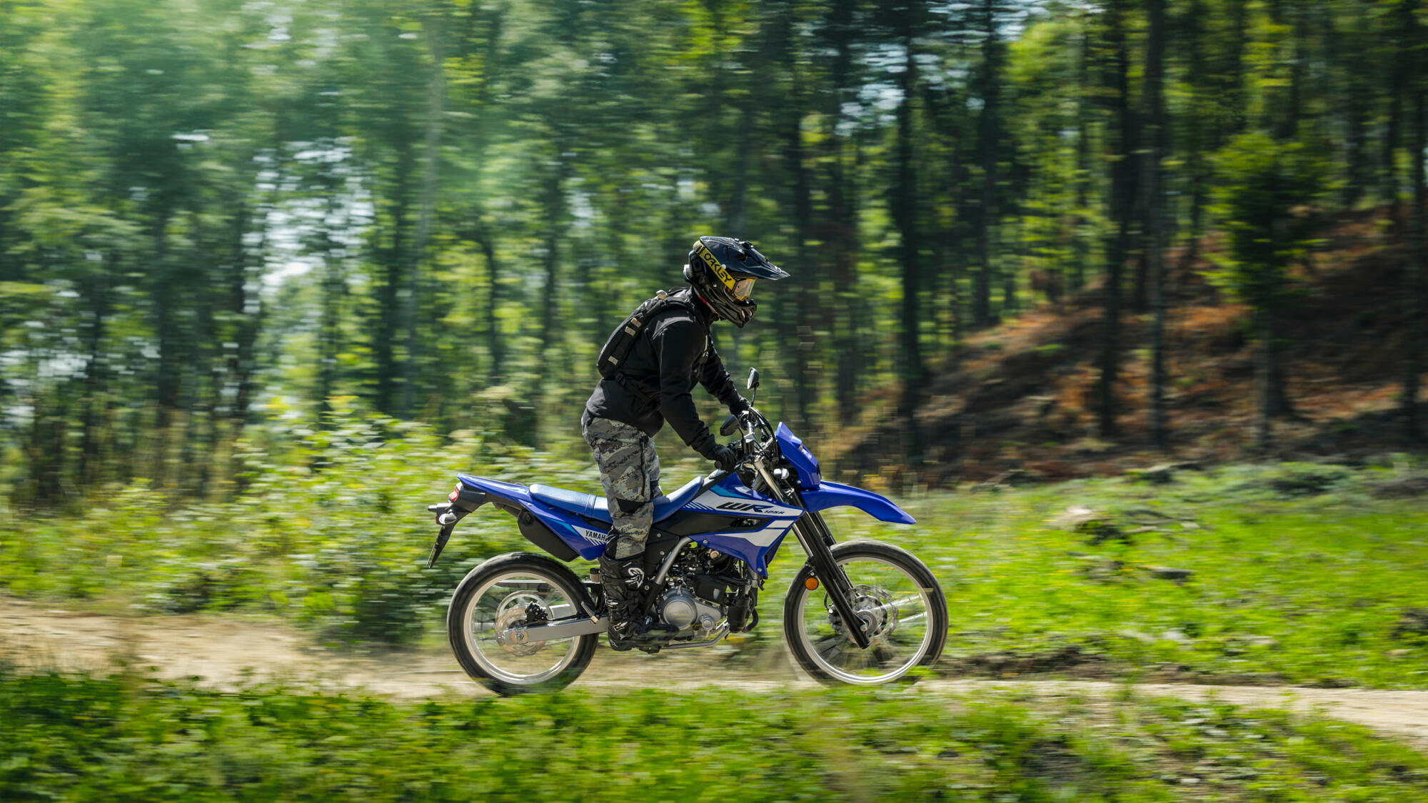 2026-Yamaha-WR125-EU-Icon_Blue-Action-006-03.jpg