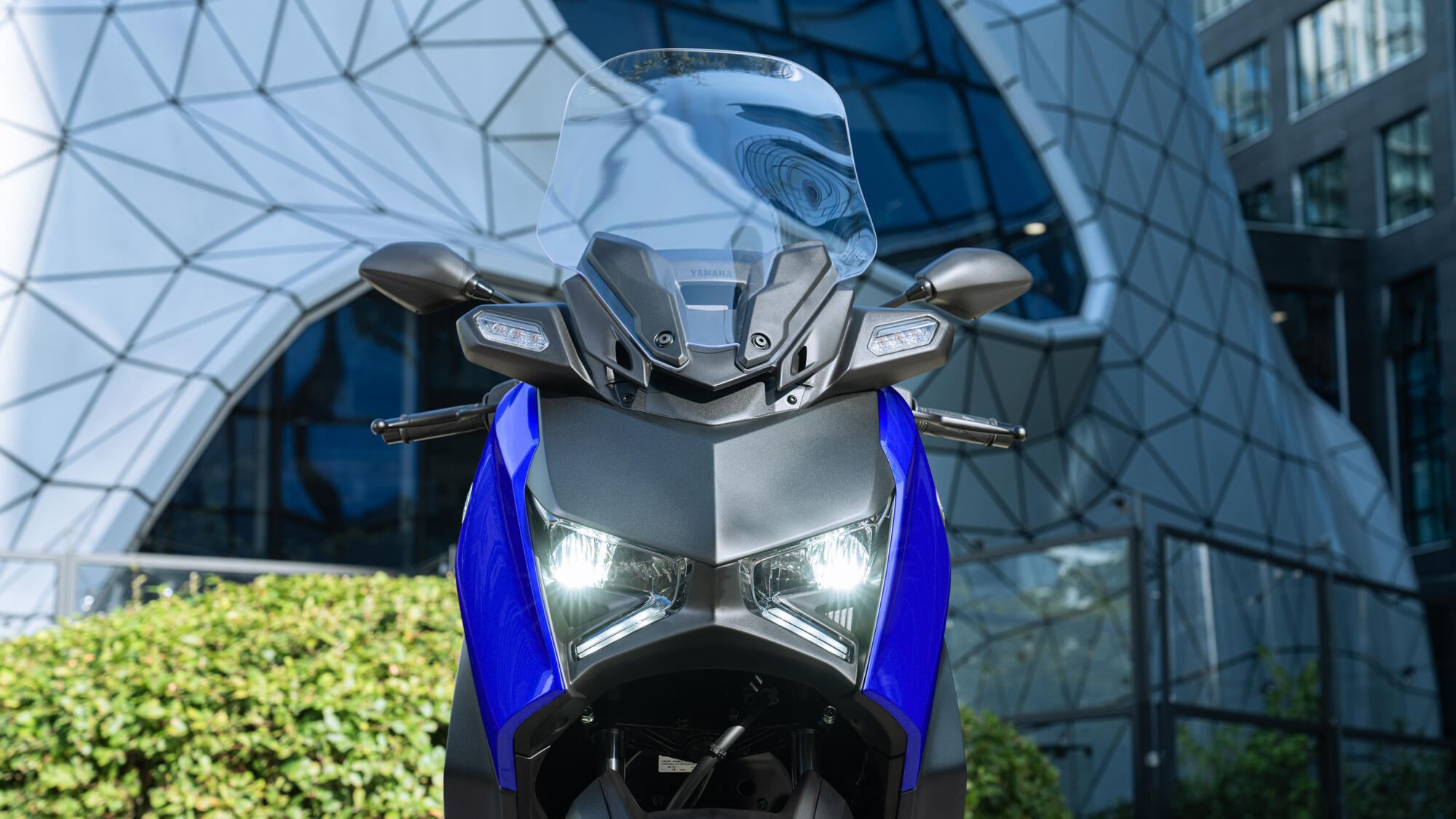 Far radical în formă de X