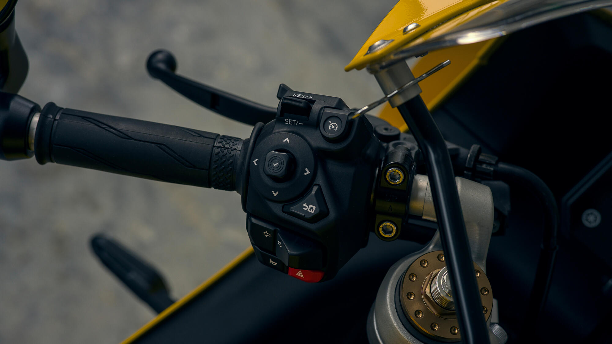 Regulator de viteză, schimbător rapid de viteze din generația a treia și ambreiaj A&S