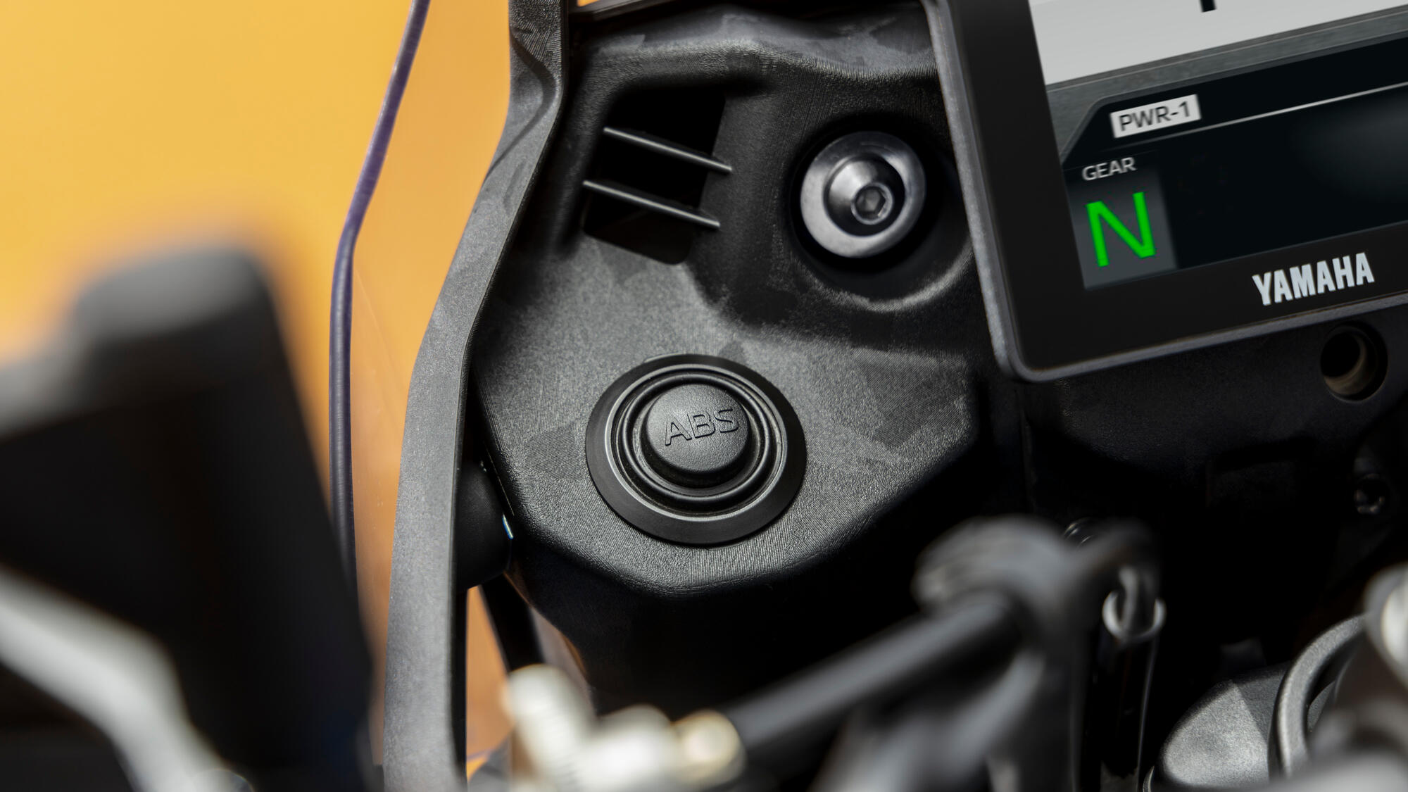 Schakelbaar ABS en TCS met één druk op de knop