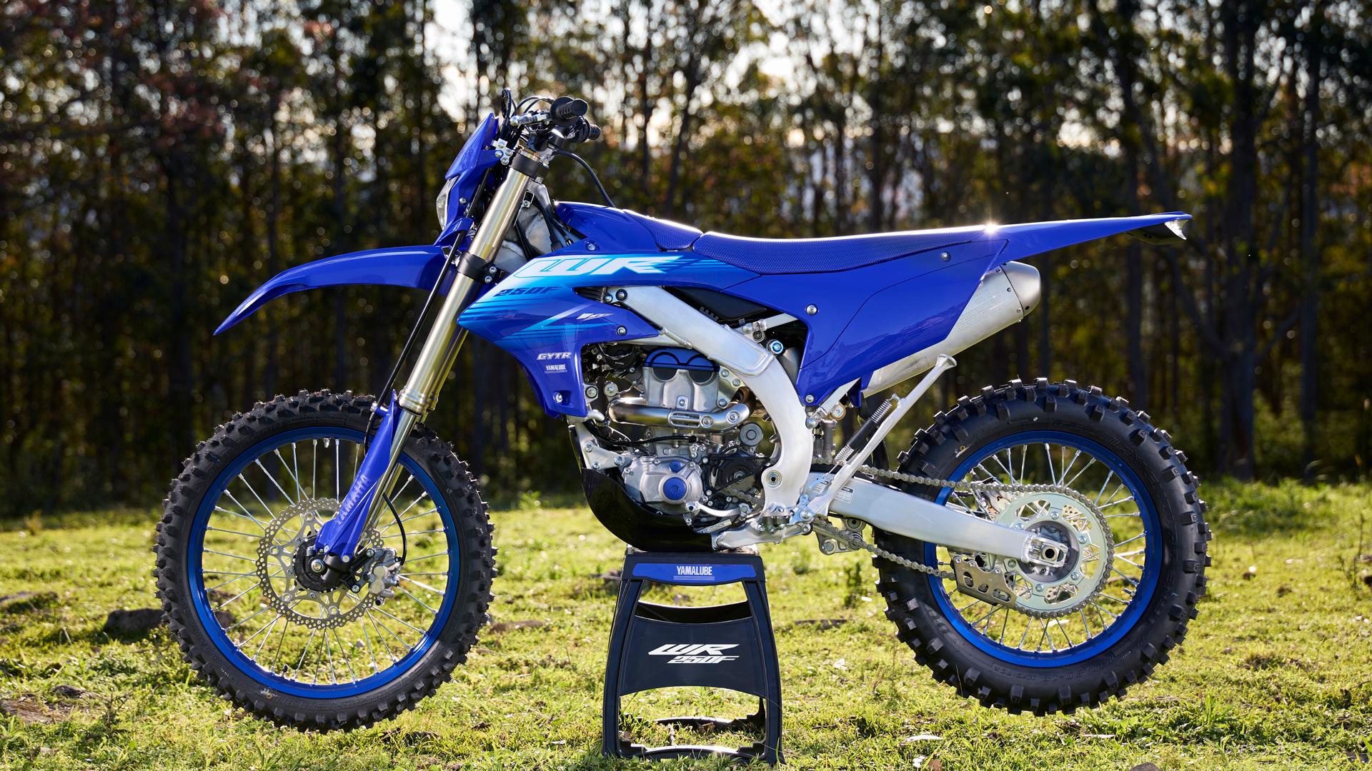 Cadru optimizat cu rază bilaterală în stil YZ250F