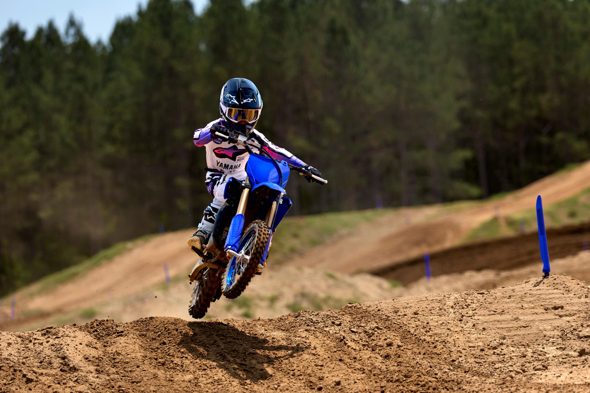 2027 Yamaha YZ65 EU Icon Blue Action 002 03